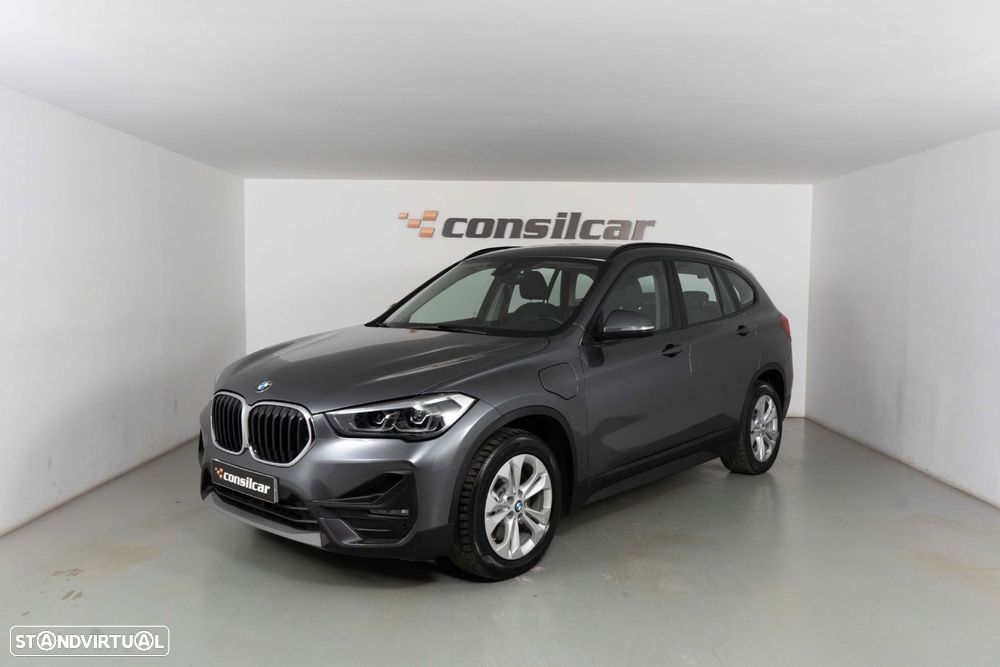 BMW X1 25 e xDrive Corporate Edition - 1