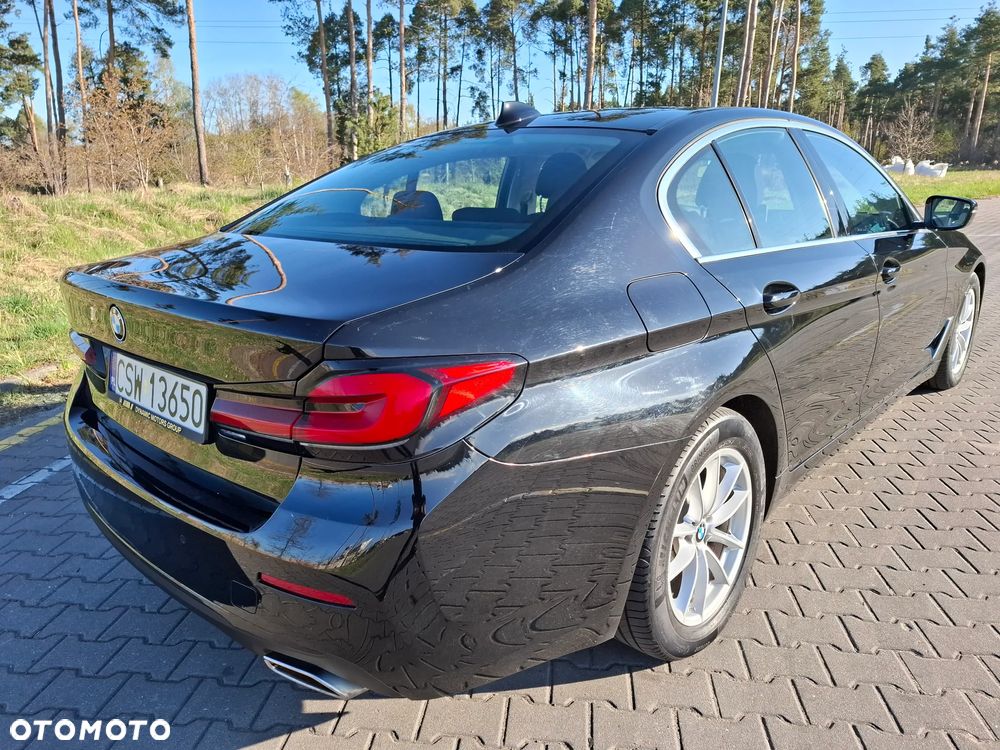BMW Seria 5 518d - 6