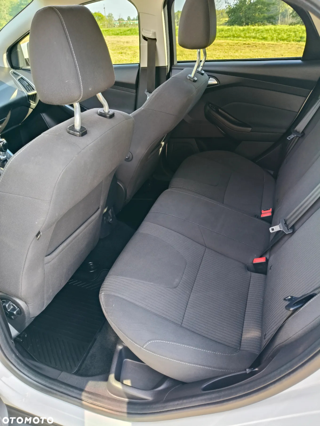 Ford Focus 1.6 TDCi Titanium ECOnetic - 9
