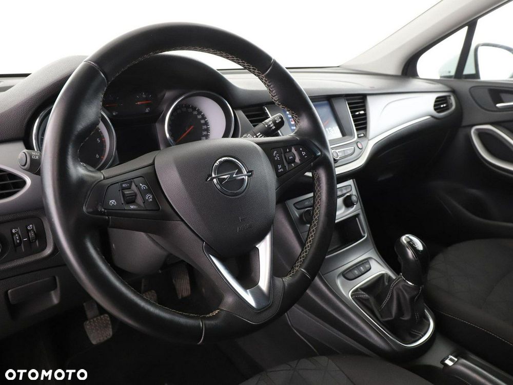 Opel Astra 1.6 D Start/Stop 120 Jahre - 14