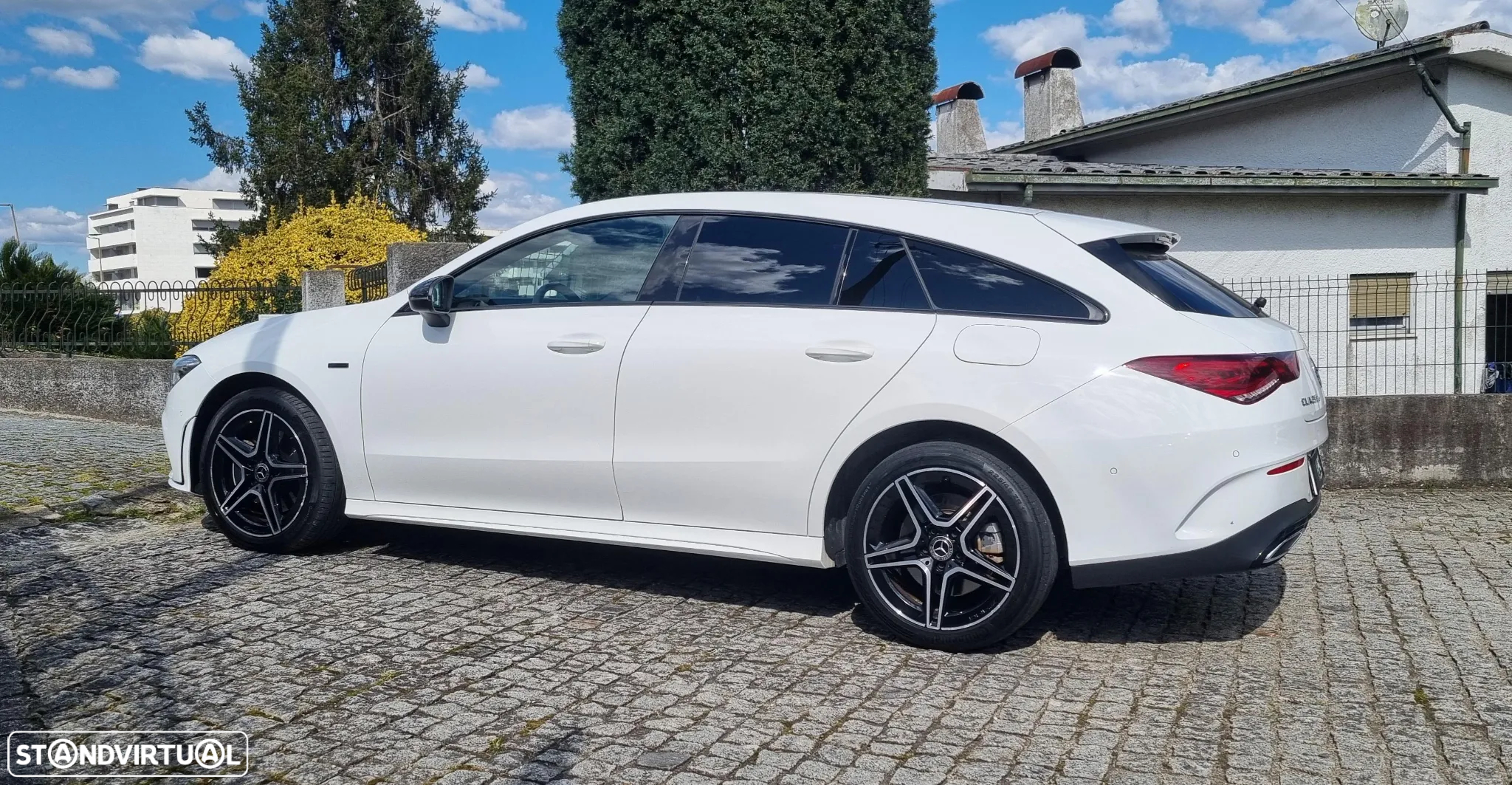 Mercedes-Benz CLA 250 e Shooting Brake AMG Line - 6