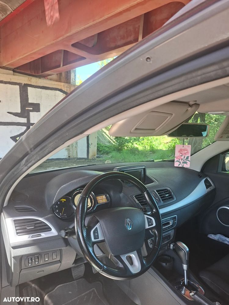 Renault Megane dCi 110 FAP EDC Bose Edition - 5