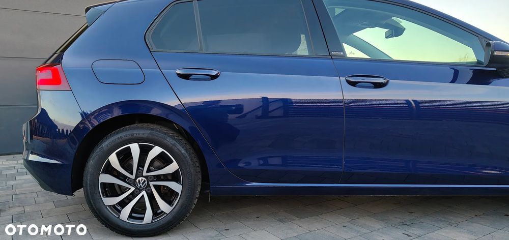 Volkswagen Golf - 10