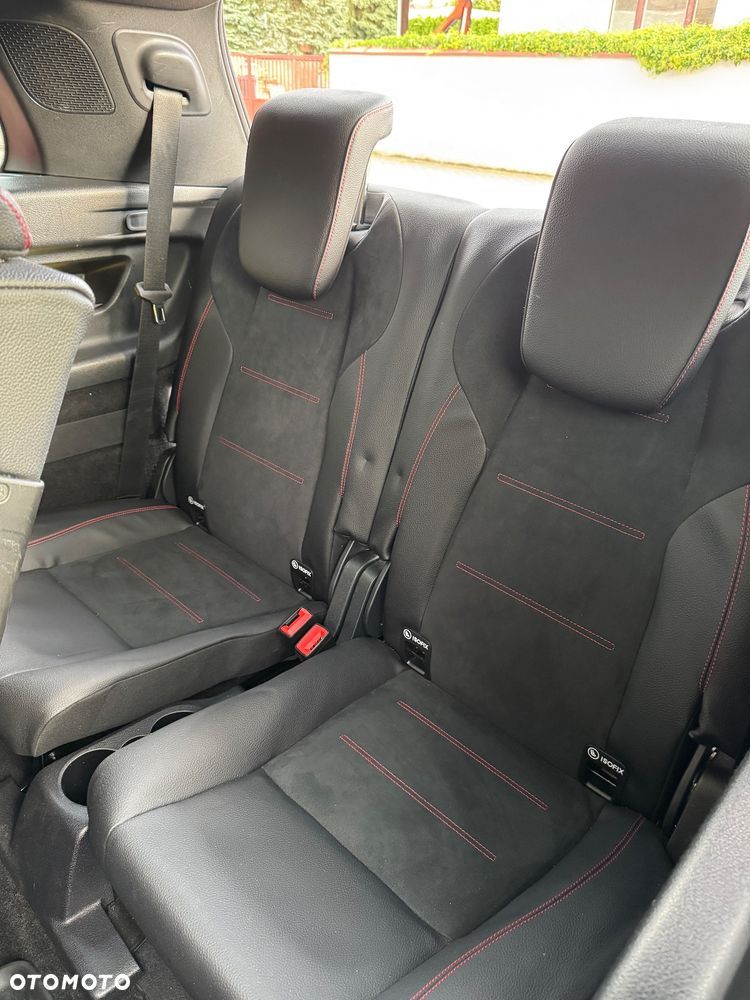 Mercedes-Benz GLB 200 d 4-Matic 8G-DCT - 13