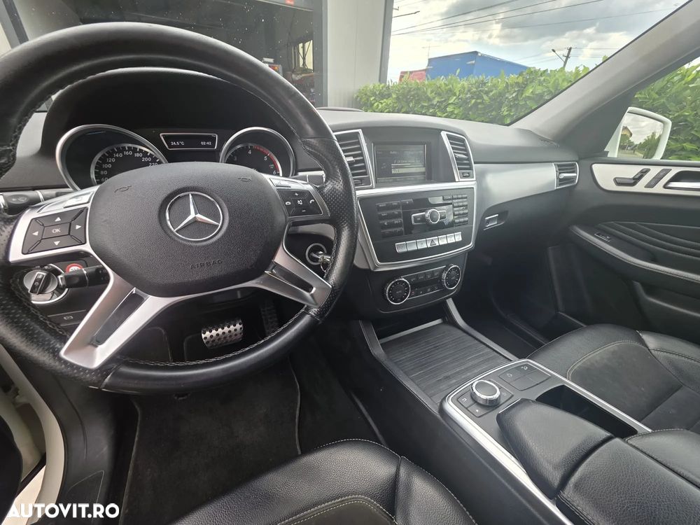 Mercedes-Benz ML 250 BlueTEC 4MATIC 7G-TRONIC - 7