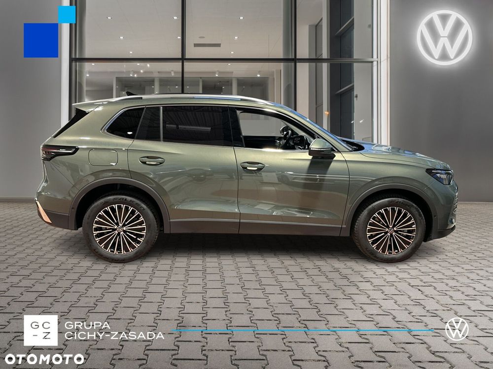 Volkswagen Tiguan - 2