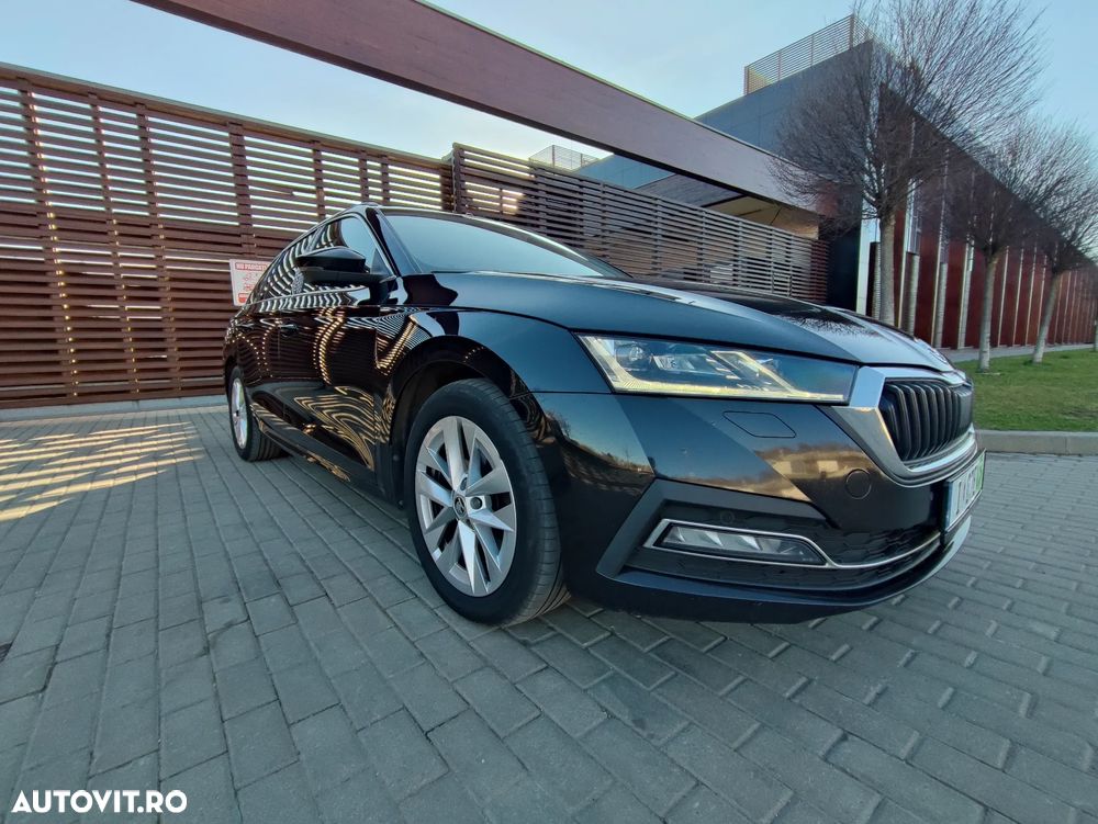 Skoda Octavia 2.0 TDI (Green tec) DSG Style - 1