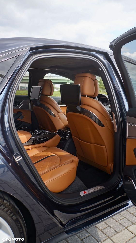 Audi S8 Plus 4.0 TFSI Quattro - 10