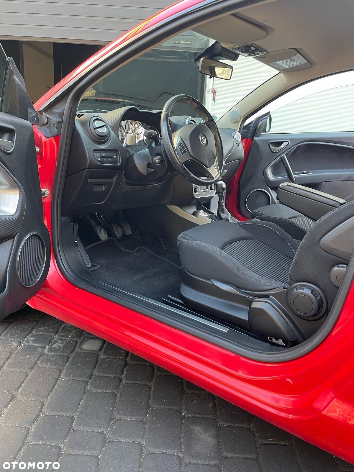 Alfa Romeo Mito - 11