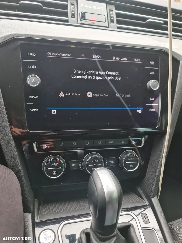VOLKSWAGEN Passat 2020 — imagine 14