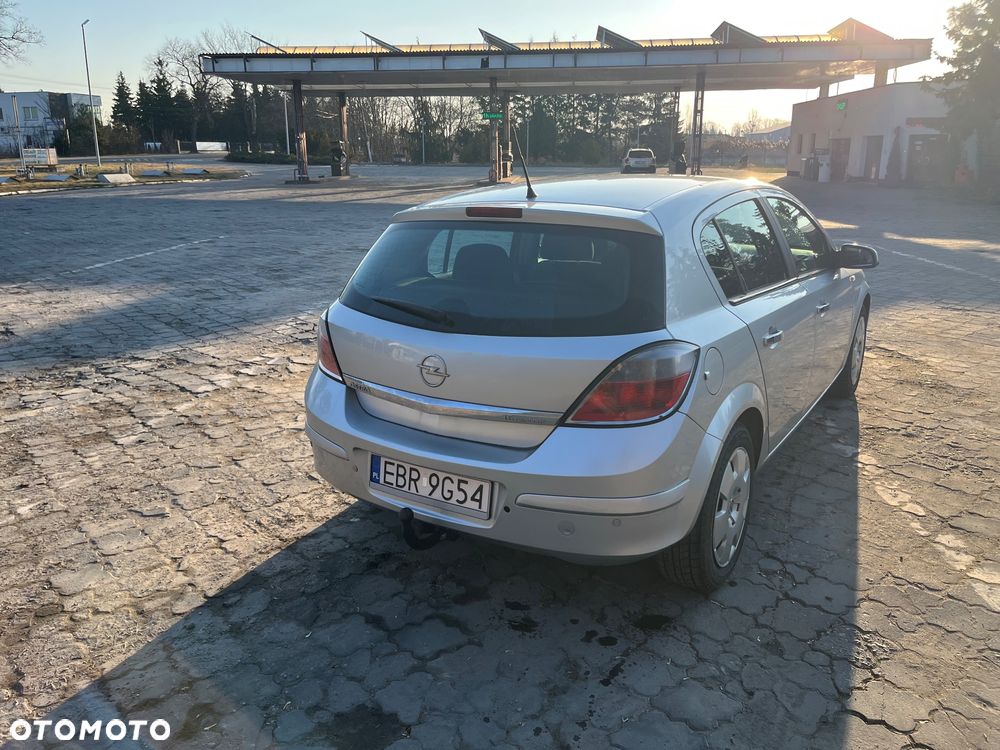 Opel Astra 1.6 Enjoy - 4