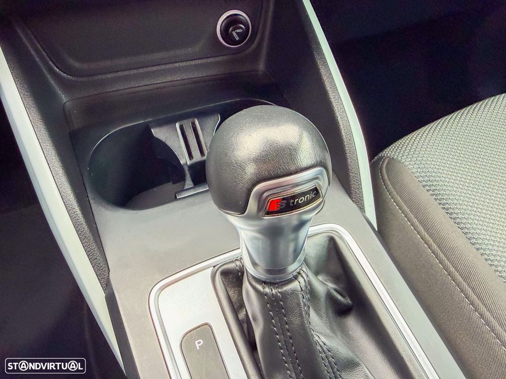 Audi Q2 30 TDI S tronic - 21