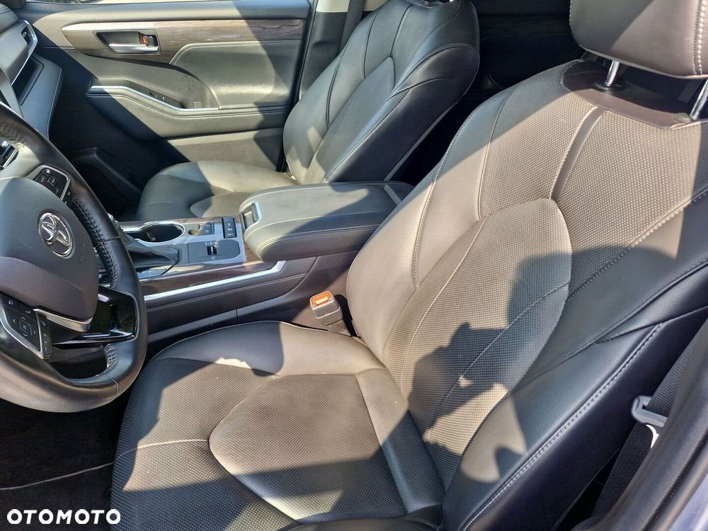 Toyota Highlander - 15