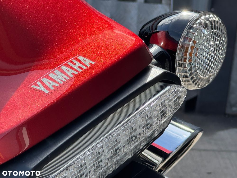 Yamaha XVS - 27