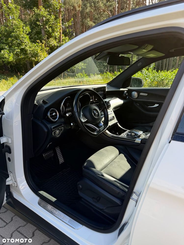 Mercedes-Benz GLC - 9