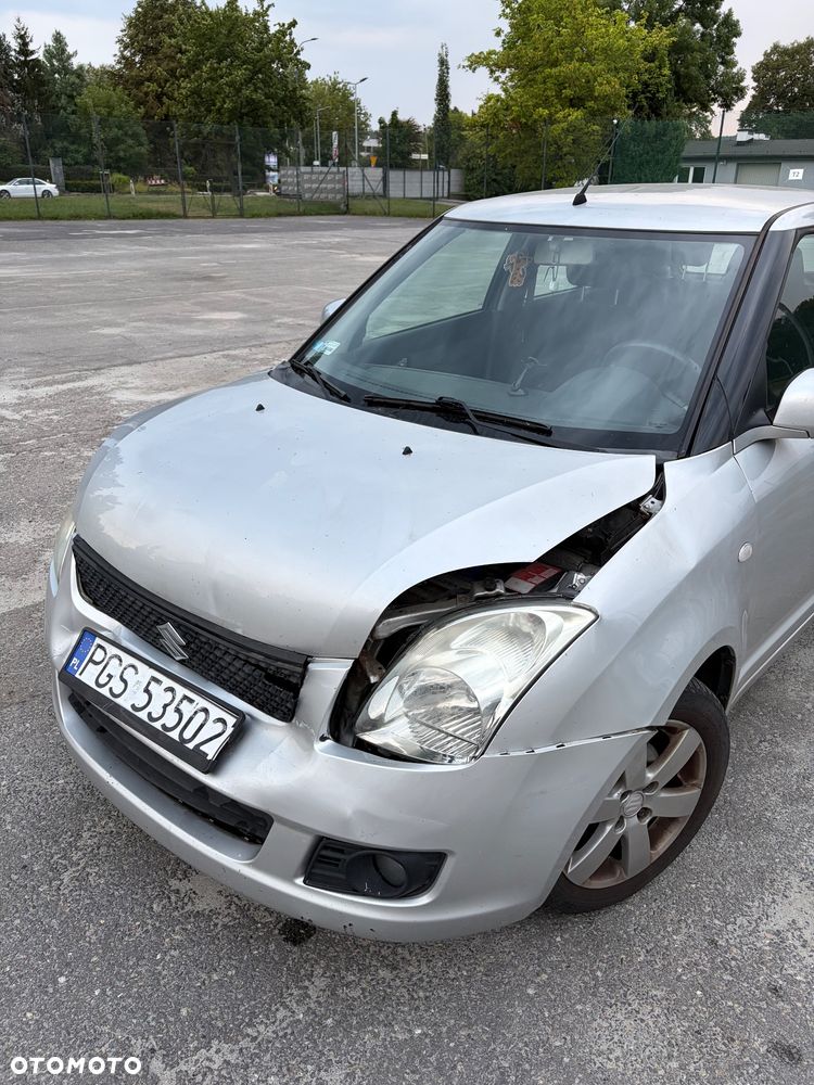 Suzuki Swift - 6