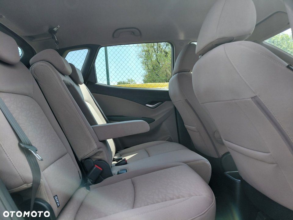Hyundai ix20 - 28