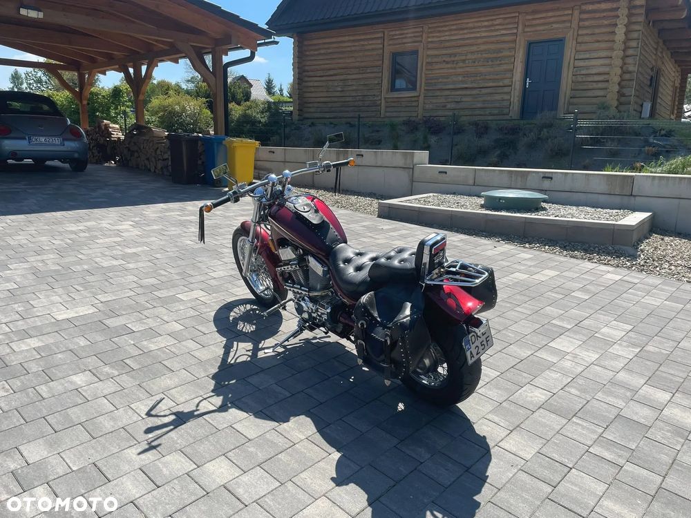 Suzuki Intruder - 4
