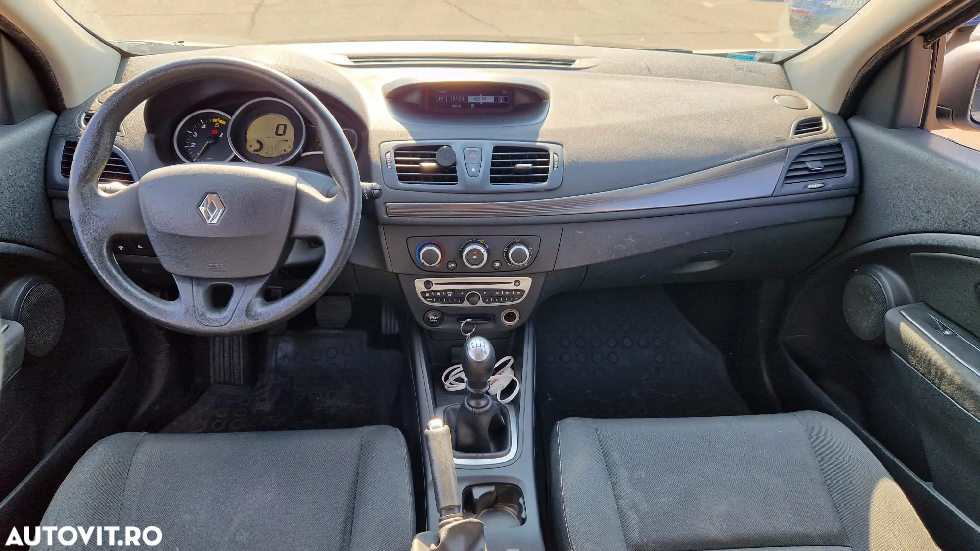 Renault Megane dCi 110 FAP Dynamique - 7