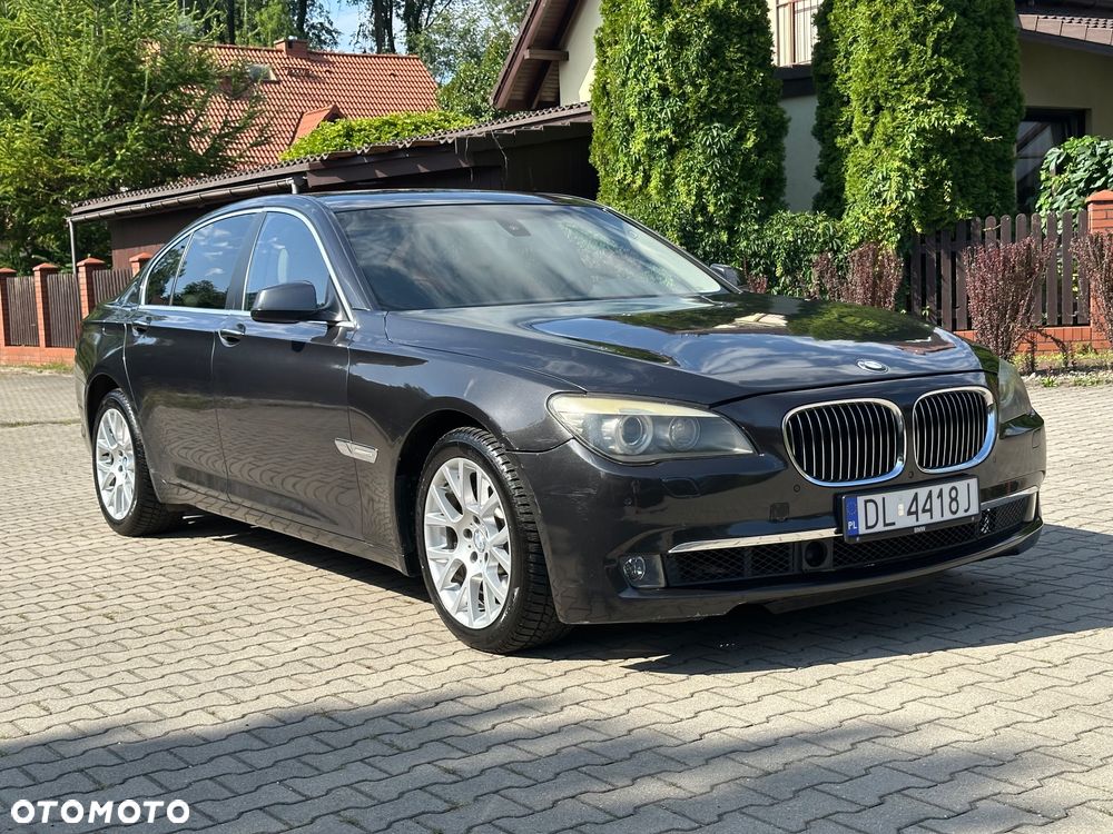 BMW Seria 7 740i - 6