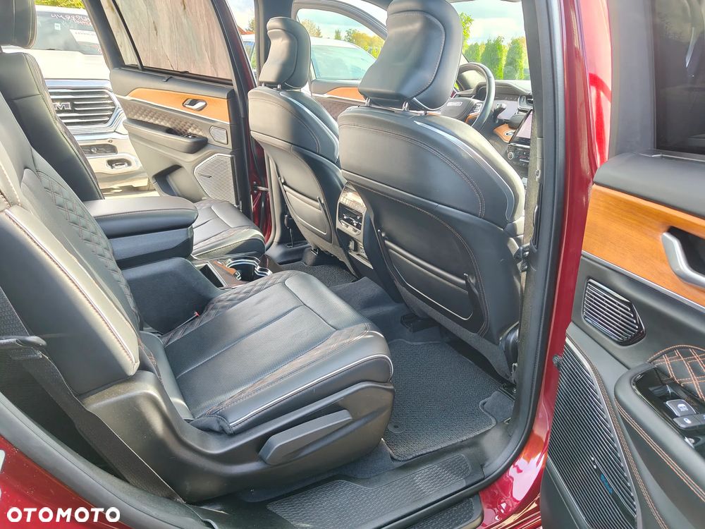 Jeep Grand Cherokee - 14