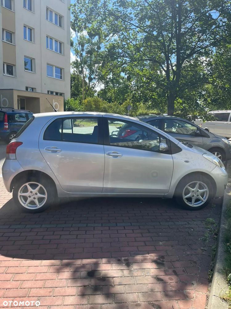 Toyota Yaris - 6