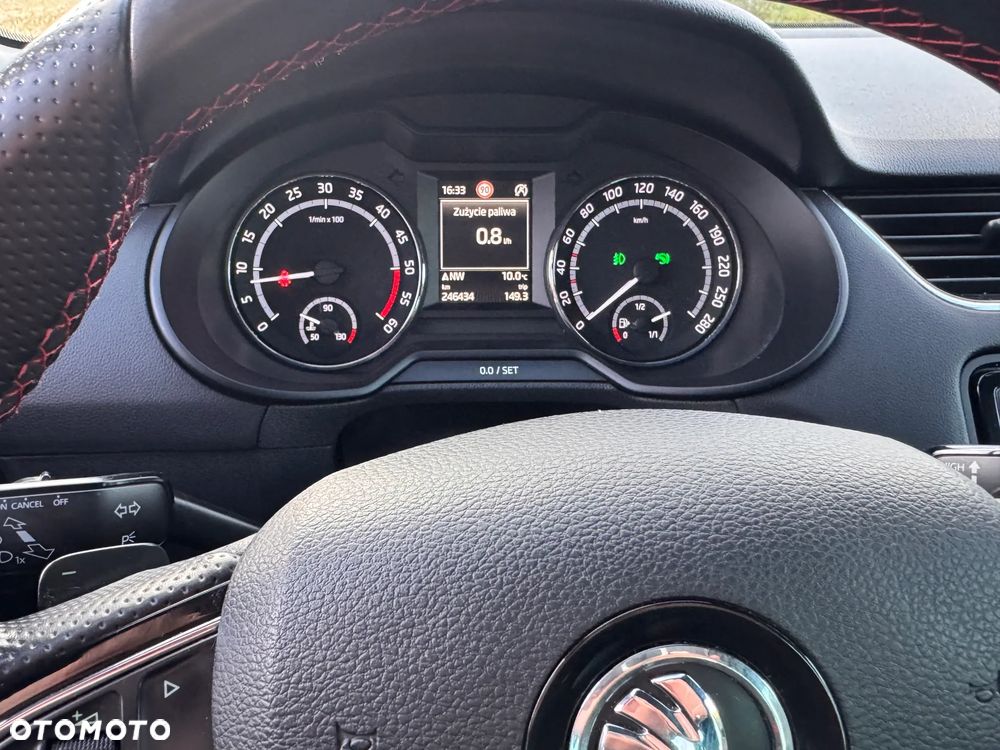 Skoda Octavia 2.0 TDI RS DSG - 18