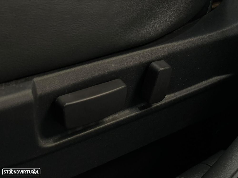 Mitsubishi Outlander 2.0 Intense Navi - 16