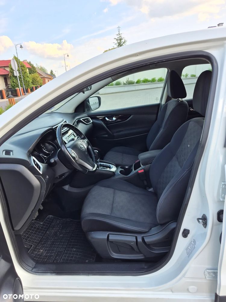 Nissan Qashqai - 16