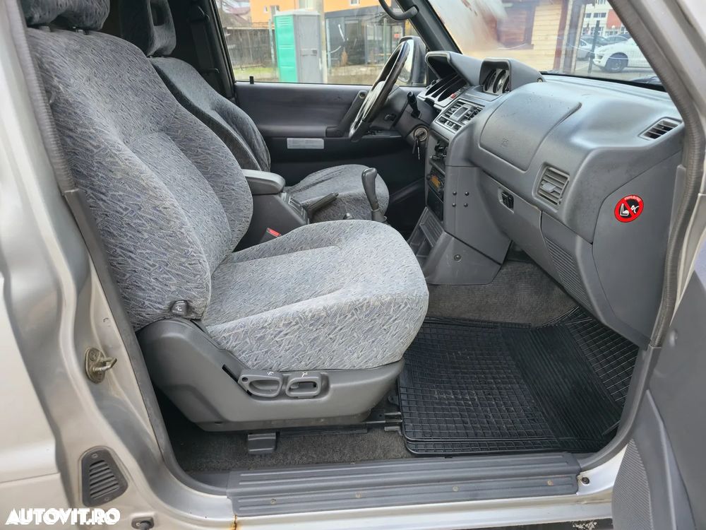 Mitsubishi Pajero Sport 2.5 TD+ Instyle - 6