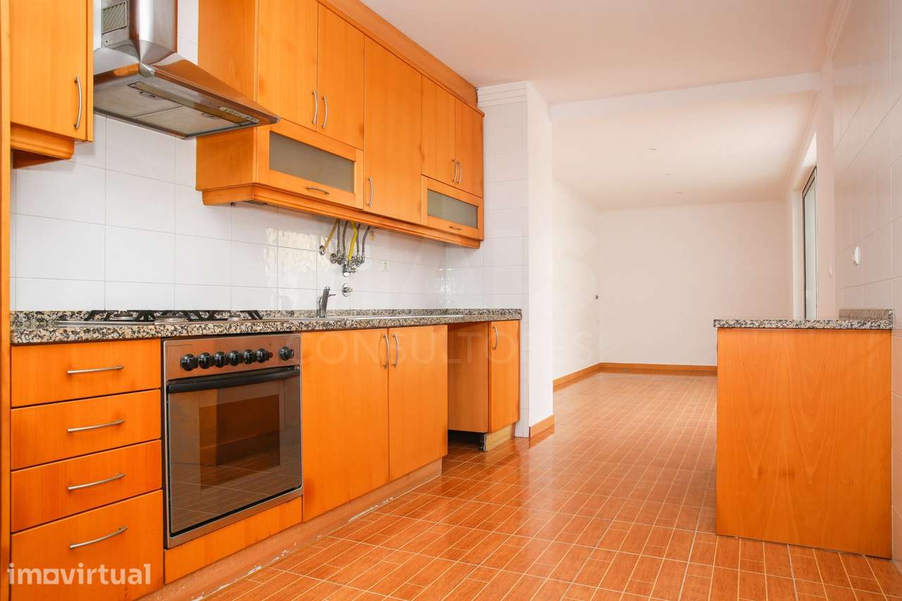 Amplitude e Conforto no Centro de Sobral de Monte Agraço Apartament... - Grande imagem: 2/23