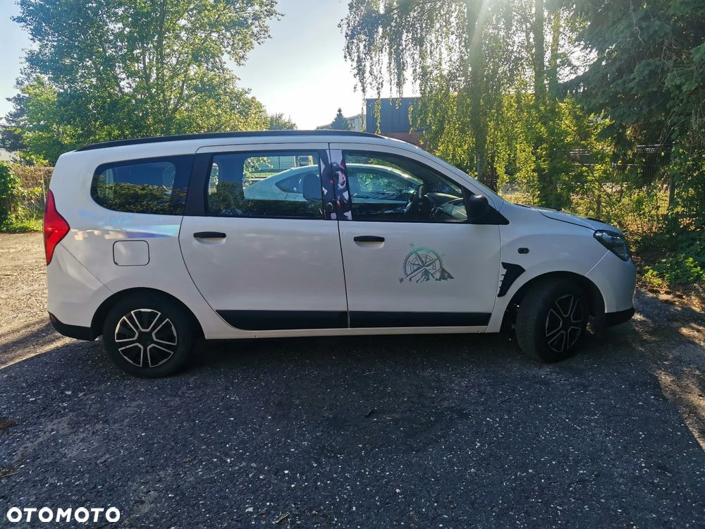 Dacia Lodgy 1.6 SCe Connected by Orange S&S - 4