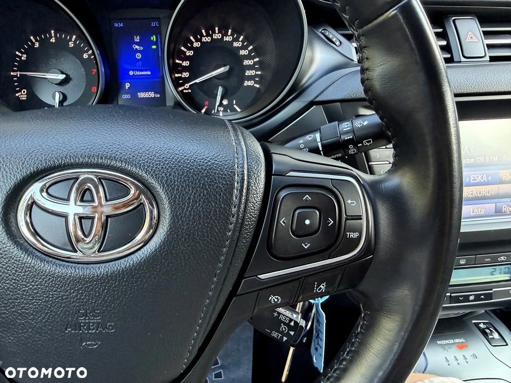 Toyota Avensis 1.8 Prestige MS - 30