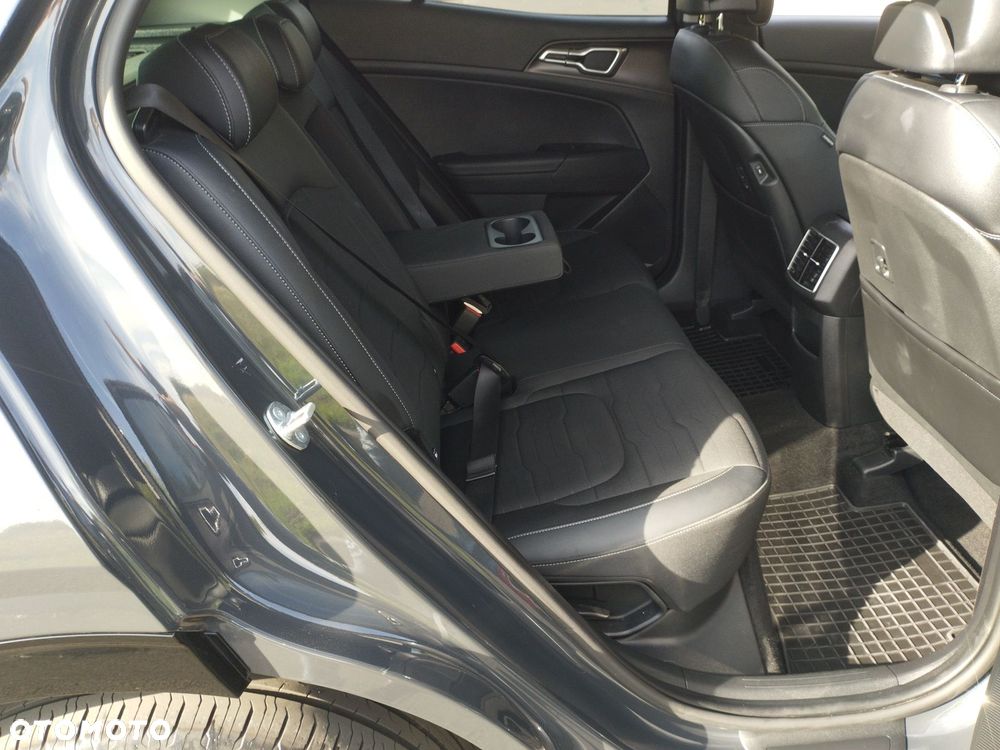 Kia Sportage 1.6 T-GDI Anniversary 2WD DCT - 24