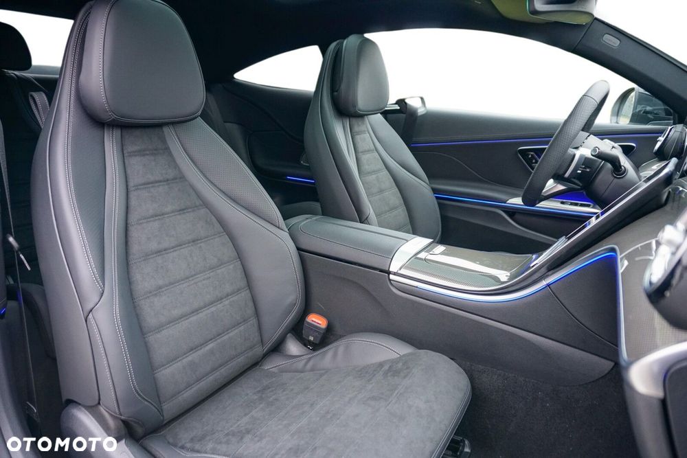 Mercedes-Benz CLE 200 mHEV 4-Matic AMG Line - 9