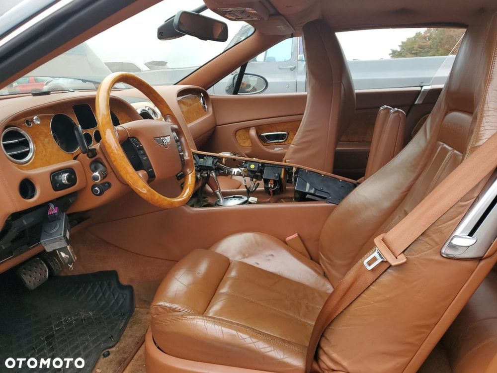 Bentley Continental GT Standard - 7