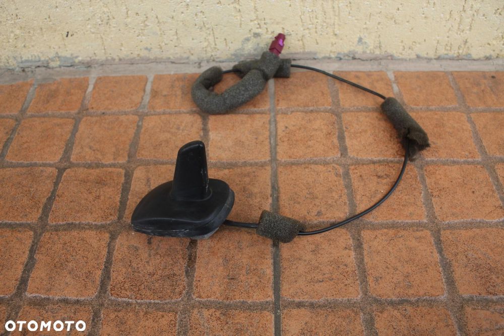 ANTENA AUDI A4 B6 - 1
