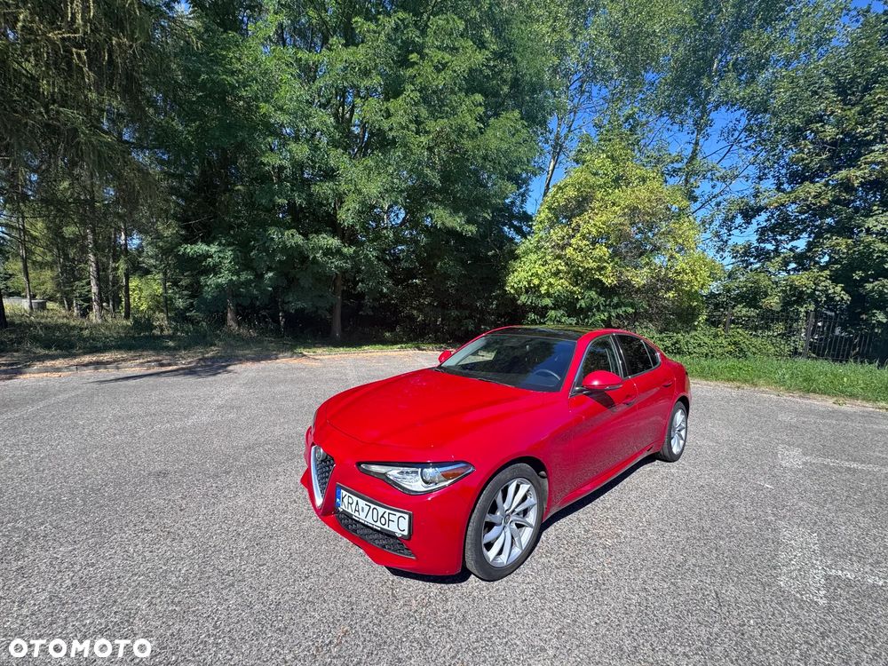 Alfa Romeo Giulia - 5