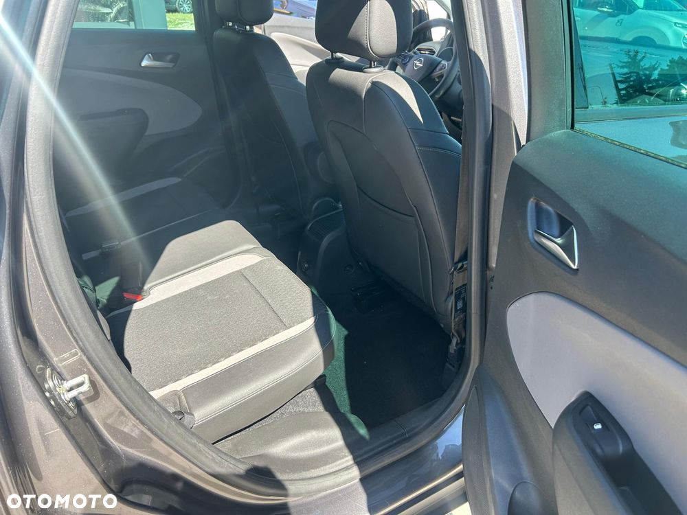 Opel Crossland X 1.2 T Design Line S&S - 24