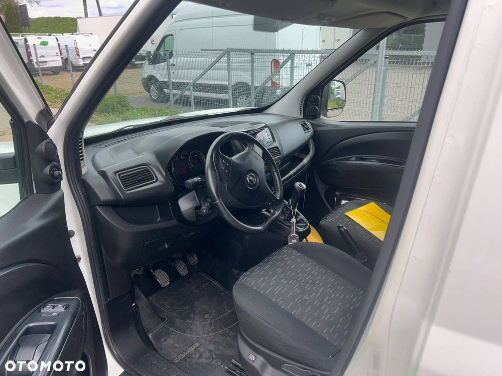 Opel Combo - 15