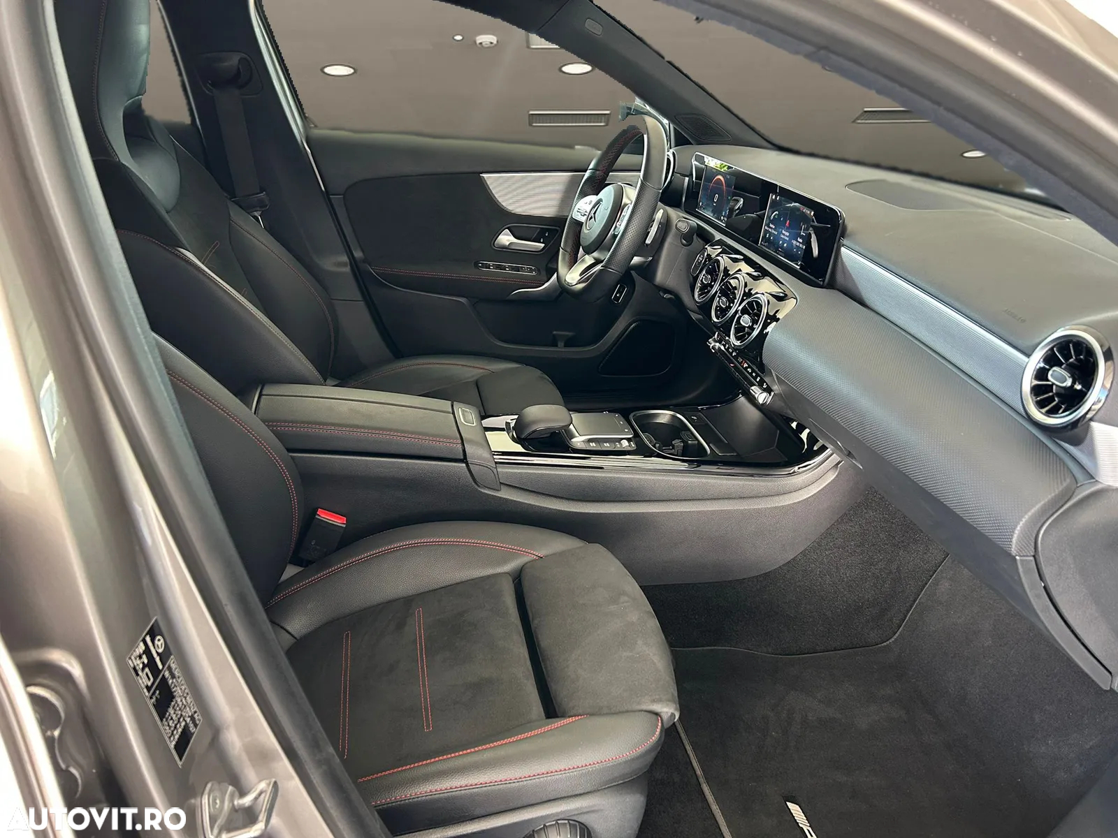 Mercedes-Benz A 250 e 8G-DCT AMG Line Advanced Plus - 11