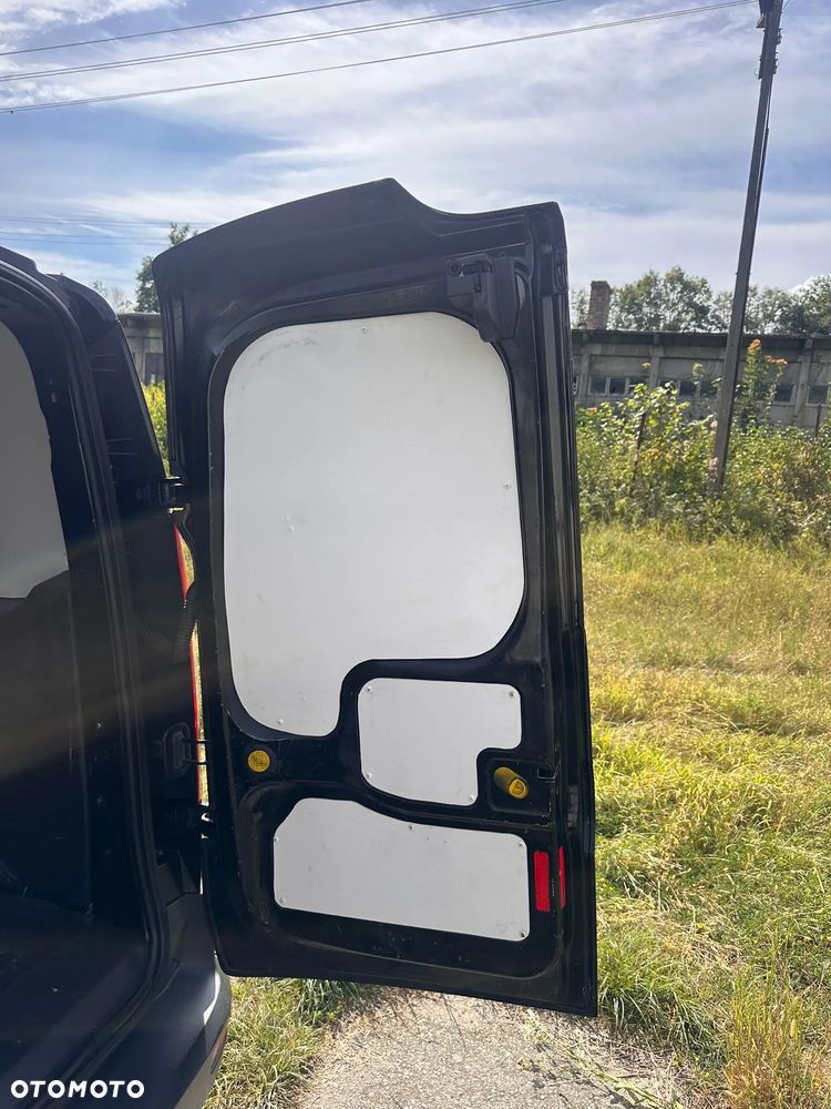 Ford Transit Connect LONG 1.6 diesel 95kM, manual 2014 rok NISKIE SPALANIE, BAGAŻNIK DACHOWY, ORGINALNY PRZEBIEG! - 23