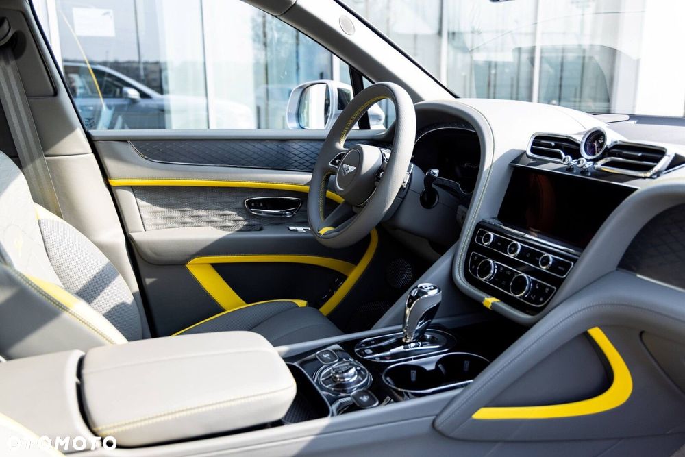 Bentley Bentayga - 8