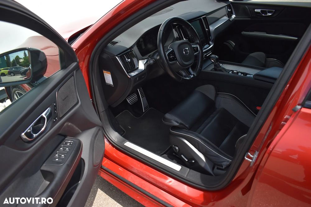 Volvo S60 T5 AWD R-Design - 26