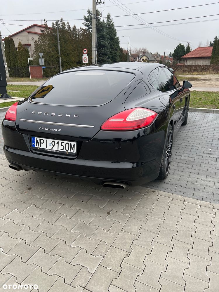 Porsche Panamera PDK - 6