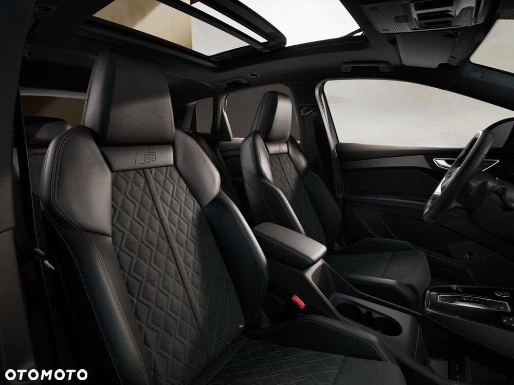 Audi Q4 e-tron - 7
