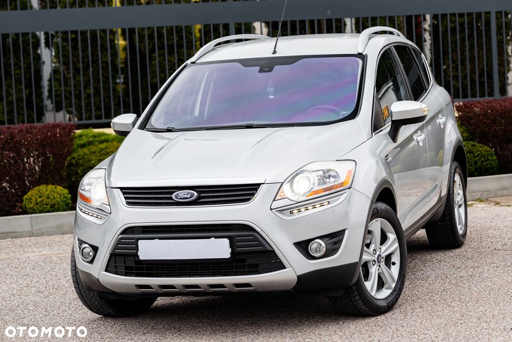 Ford Kuga - 1