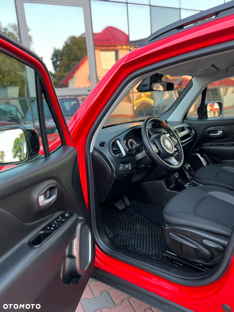 Jeep Renegade 1.5 T4 mHEV Limited FWD S&S DCT - 17