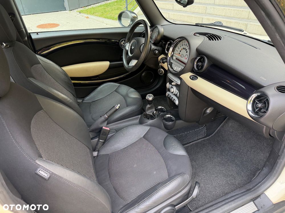 MINI Cooper - 25