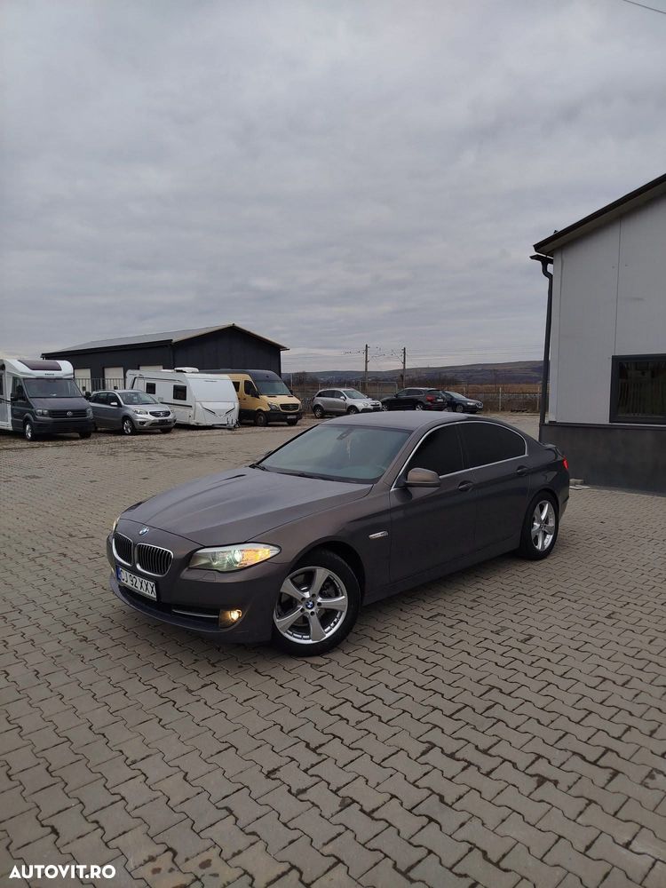 BMW Seria 5 520d - 10